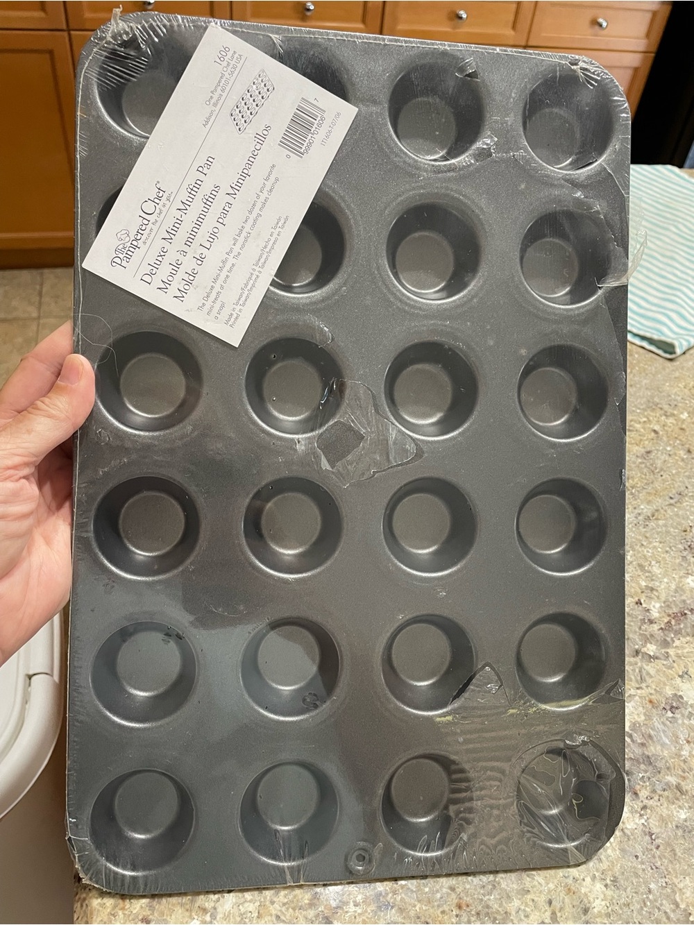 Pampered Chef 1606 Deluxe Mini Muffin Pan NEW
